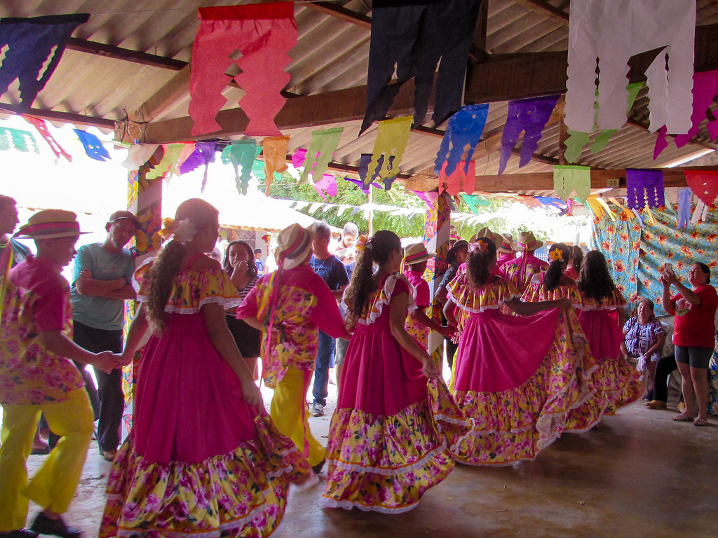 Festa de São Benedito - Família do Sr. Damião de Almeida – foto 7