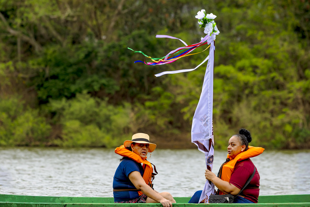Procissão Fluvial e Terrestre de Nossa Senhora do Rosário: Padroeira de Rosário Oeste – foto 2