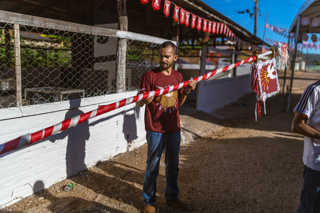 Ritual de descida do mastro nas festas de santo – foto 18